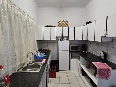 2 Bedroom Townhouse For Sale in Margate - 6m85.webp