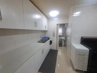 2 Bedroom Apartment For Sale in Margate - img