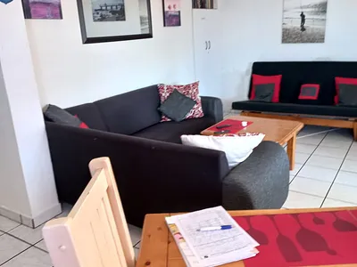 2 Bedroom Apartment For Sale in Margate - H6ug.webp