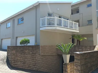 1 Bedroom Apartment For Sale in Margate - Xz7k.webp