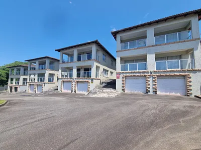 3 Bedroom Townhouse For Sale in Margate - hDjn.webp