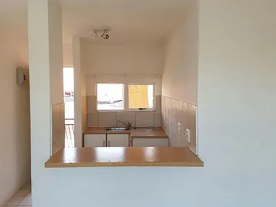 2 Bedroom Apartment To Rent in Pinetown - gRRg.webp