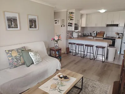 2 Bedroom Apartment To Rent in Durbanville - img