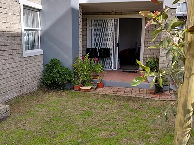 2 Bedroom Apartment To Rent in Brackenfell - u9K8.webp