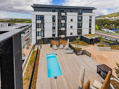 0.5 Bedroom Apartment To Rent in Cape Town - KIXp.webp