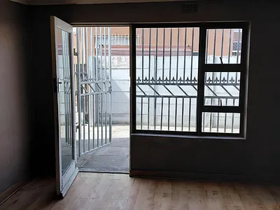Apartment To Rent in Parow - bf11.webp