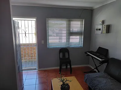 1 Bedroom Apartment To Rent in Stellenbosch - 7tiF.webp