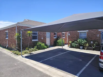 2 Bedroom Townhouse To Rent in Brackenfell - 6rsW.webp