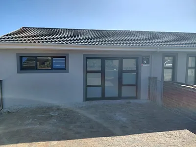 1 Bedroom Apartment To Rent in Brackenfell - 3JUG.webp