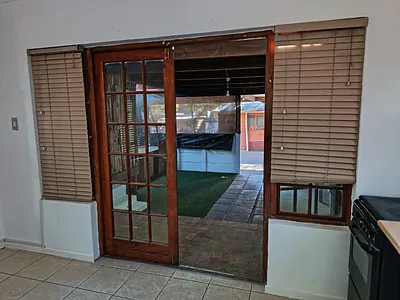 1 Bedroom Apartment To Rent in Kraaifontein - img