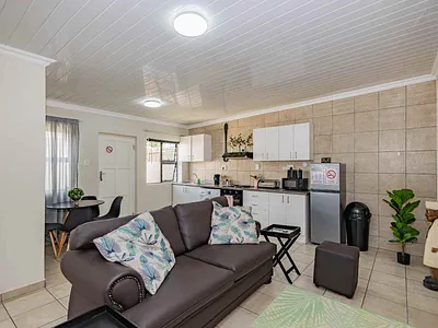 2 Bedroom Apartment To Rent in Bellville - rb44.webp