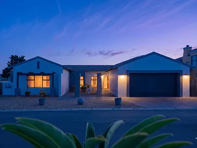 4 Bedroom House For Sale in Langebaan - zD5Y.webp