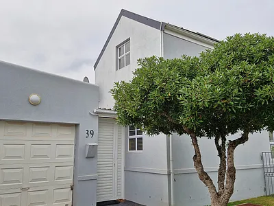 2 Bedroom House For Sale in Langebaan - img