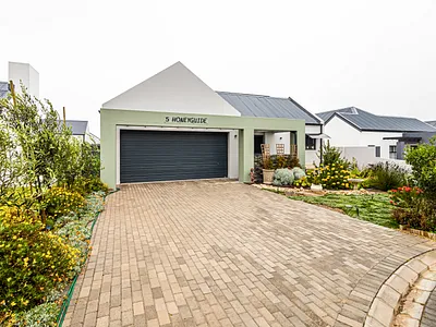 3 Bedroom House For Sale in Langebaan - img