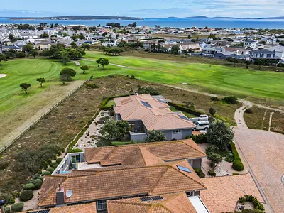 3 Bedroom House For Sale in Langebaan - wJRq.webp