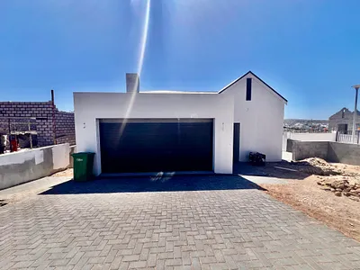 3 Bedroom House For Sale in Langebaan - yvaP.webp