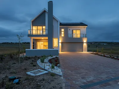 3 Bedroom House For Sale in Langebaan - 7rz5.webp