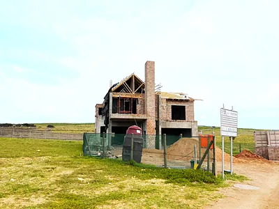 3 Bedroom House For Sale in Langebaan - T3o7.webp