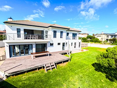 5 Bedroom House For Sale in Langebaan - CgvY.webp