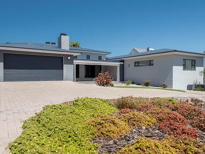 3 Bedroom House For Sale in Langebaan - img