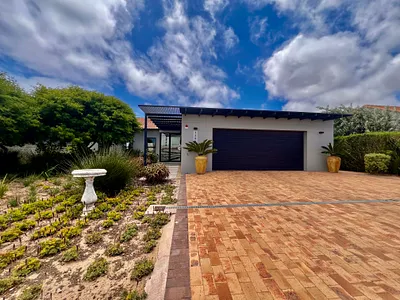 3 Bedroom House For Sale in Langebaan - img