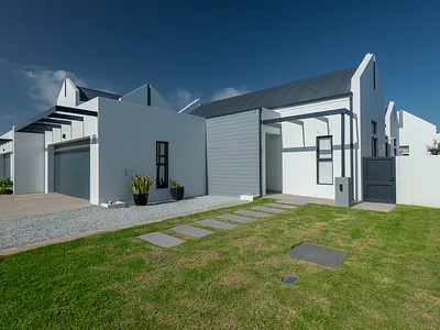 3 Bedroom House For Sale in Langebaan - X0lX.webp