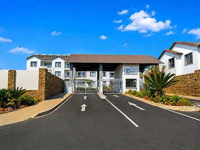 2 Bedroom Apartment To Rent in Sandton - 8Tze.webp
