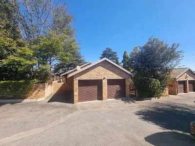 2 Bedroom Townhouse To Rent in Roodepoort - img