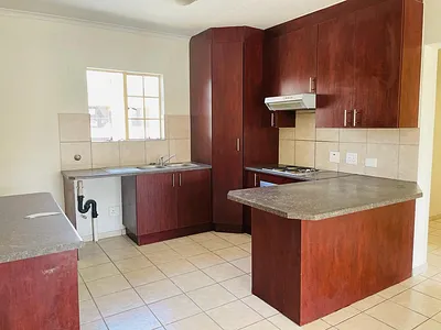 3 Bedroom Apartment To Rent in Randburg - img
