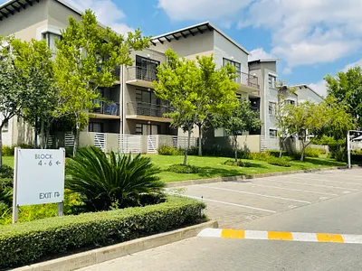 0.5 Bedroom Apartment For Sale in Sandton - img