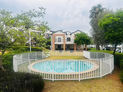 2 Bedroom Apartment For Sale in Sandton - img