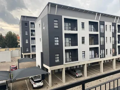 0.5 Bedroom Apartment To Rent in Midrand - Y1iQ.webp
