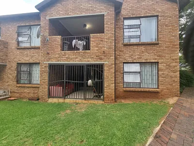 3 Bedroom Apartment For Sale in Roodepoort - yIEA.webp