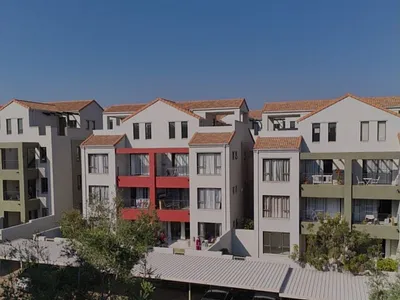 1 Bedroom Apartment For Sale in Sandton - img