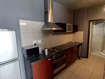 0.5 Bedroom Apartment To Rent in Johannesburg - LGPa.webp