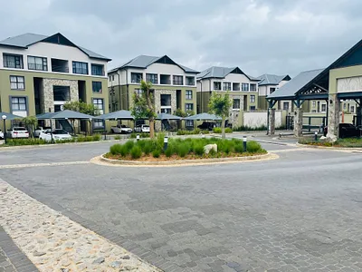 3 Bedroom Apartment To Rent in Midrand - dnLw.webp