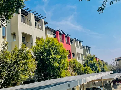 0.5 Bedroom Apartment To Rent in Sandton - OXuj.webp