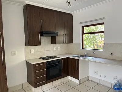 2 Bedroom Apartment To Rent in Sandton - img