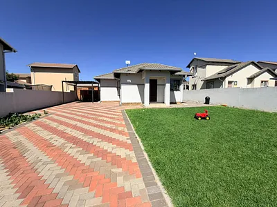 2 Bedroom House To Rent in Centurion - NGJB.webp