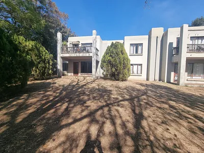 3 Bedroom Townhouse For Sale in Randburg - img