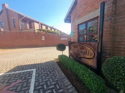 1 Bedroom Apartment To Rent in Roodepoort - Enjf.webp