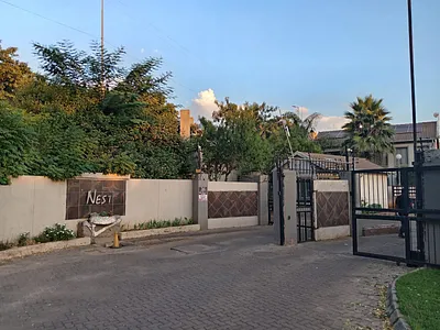 3 Bedroom Townhouse For Sale in Akasia - wzFh.webp