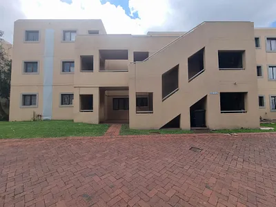 1 Bedroom Apartment For Sale in Roodepoort - yNDP.webp