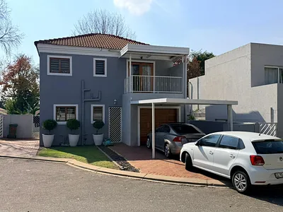 3 Bedroom Apartment To Rent in Sandton - Yr9L.webp