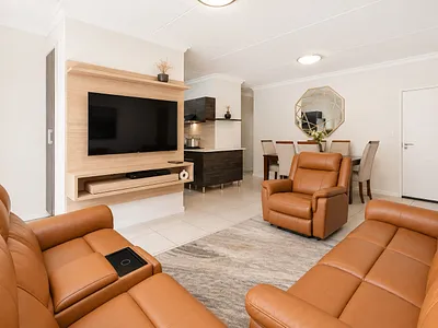3 Bedroom Apartment For Sale in Randburg - 6kAZ.webp