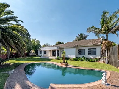 4 Bedroom House For Sale in Kempton Park - p0VL.webp
