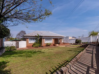 3 Bedroom House For Sale in Germiston - wgle.webp