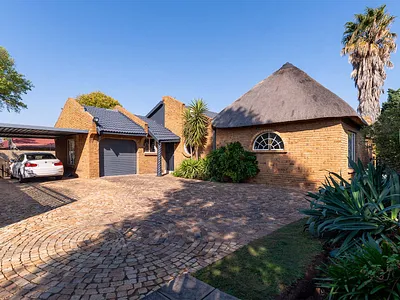 3 Bedroom House For Sale in Brakpan - qIzy.webp