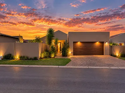 3 Bedroom House For Sale in Benoni - xjpU.webp