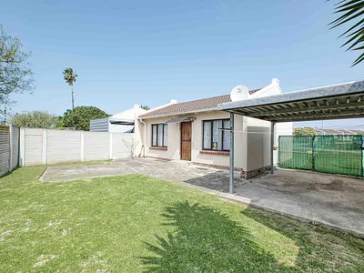 2 Bedroom Townhouse For Sale in Port Elizabeth - img